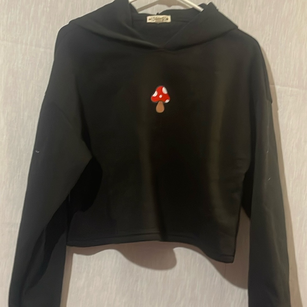Cropped Hoodie - Medium